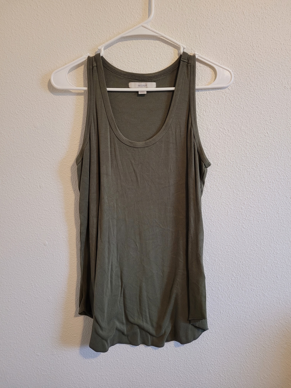 Sejour Olive Green Scoop Neck Tank #168